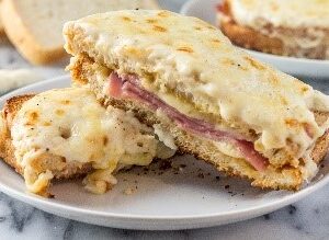 Croque Monsieur (Ham and cheese) sandwich